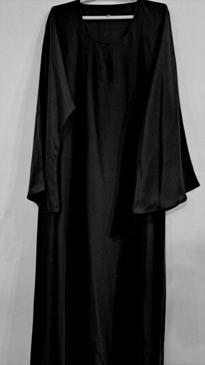 Front Closed Abaya Black