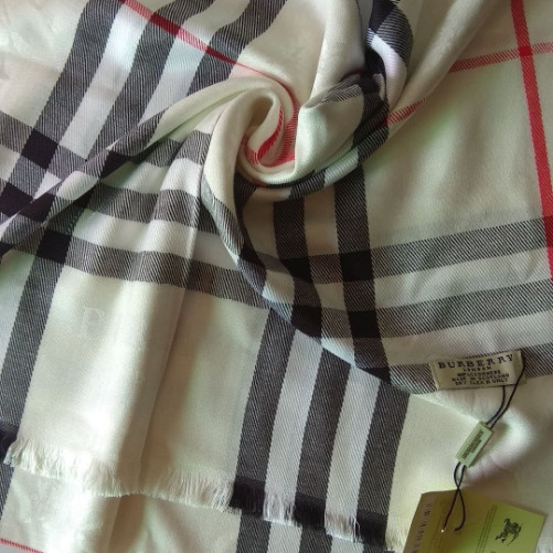 Burberry Cashmere Scarf Off White