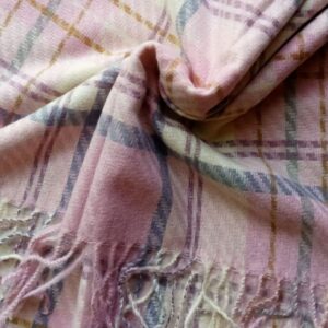 Classic Wool Wrap Pink Check