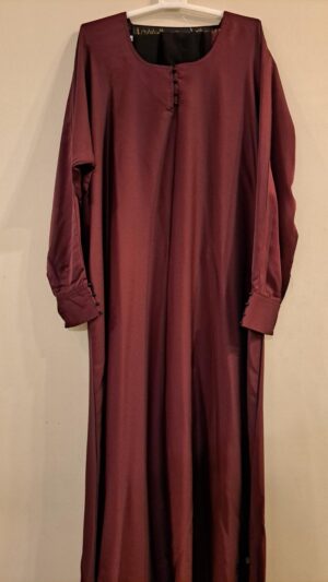 Front Closed Abaya with Buttoned Cough Maroon
